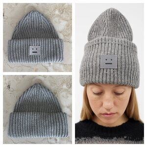 NWOT Acne Studios Pansy N Face Beanie Large Face Logo Toque (Gender Neutral)